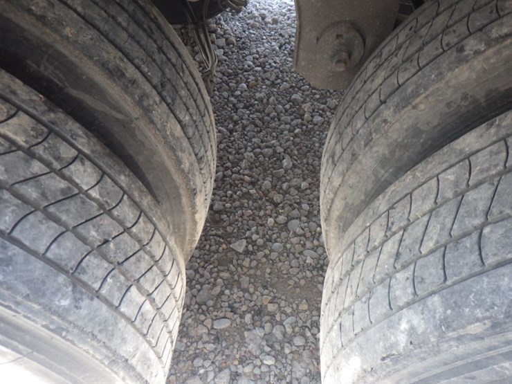 2019-utility-3000r-image-14