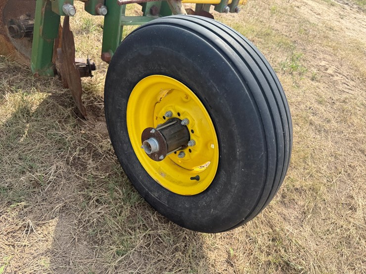 #51910-•-roll-a-cone-12-row-38"-spacing-hipper-10-3218-inv#51910-image-9