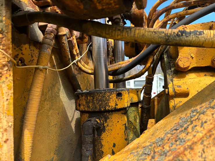 caterpillar-d3c-xl-image-61