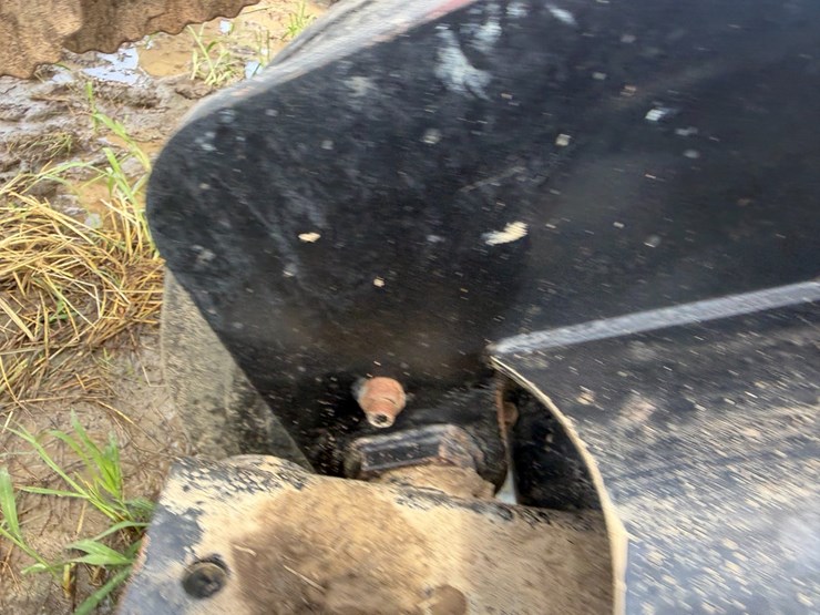 case-ih-330-image-12