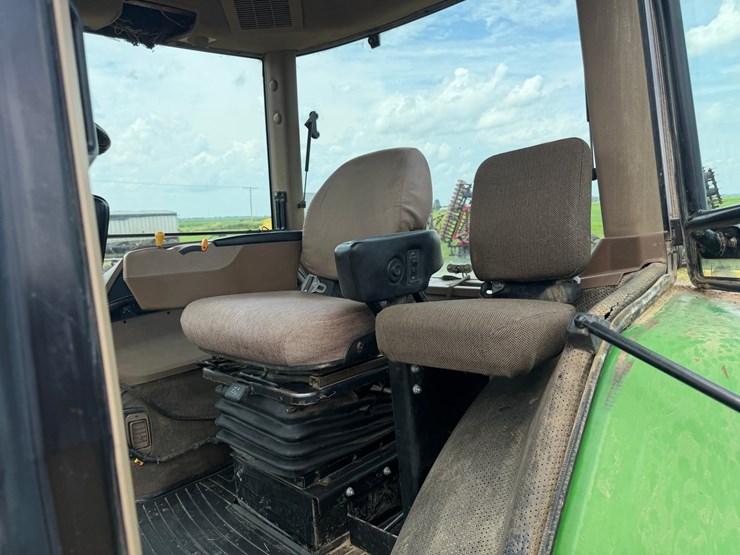 1996-john-deere-8400-image-58