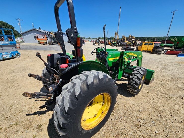 john-deere-5205-image-5