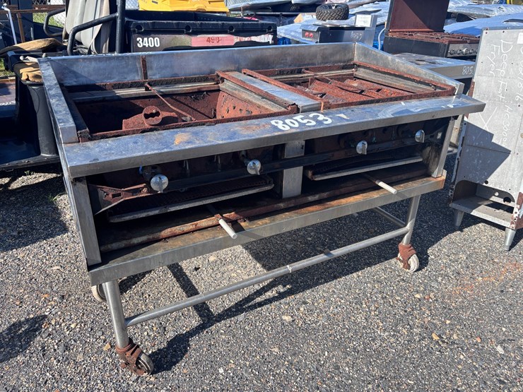#8053-•-4-burner-grill-image-1