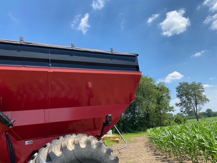 brent-678-grain-cart-image-8