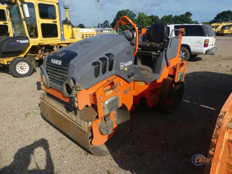 2019-hamm-hd12vv-image-10