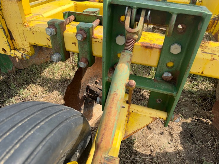 #51910-•-roll-a-cone-12-row-38"-spacing-hipper-10-3218-inv#51910-image-68