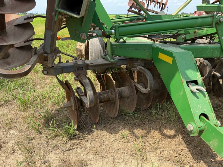 john-deere-37-image-56