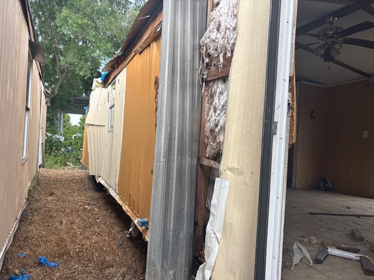 #301-•-mobile-home-image-9