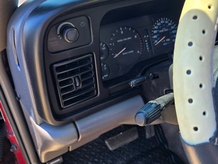 1996-dodge-ram-2500-image-25
