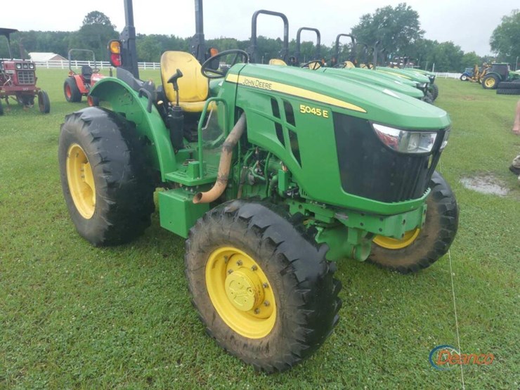 john-deere-5045e-image-1