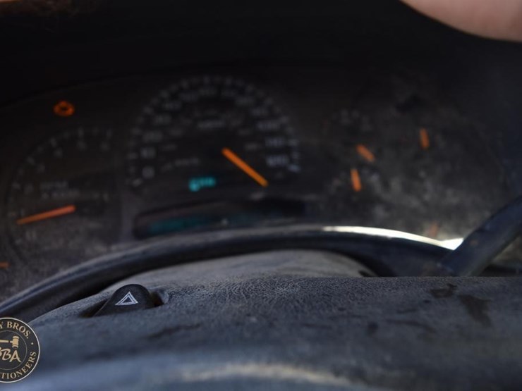 2004-chevrolet-silverado-1500-image-51