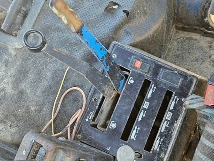 ford-8630-image-32