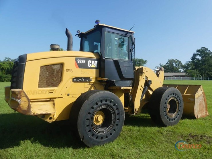 2015-caterpillar-938k-image-2