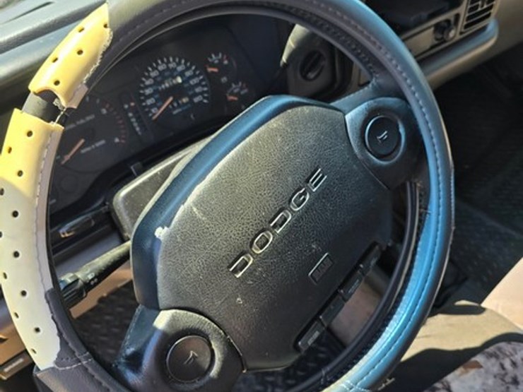 1996-dodge-ram-2500-image-24