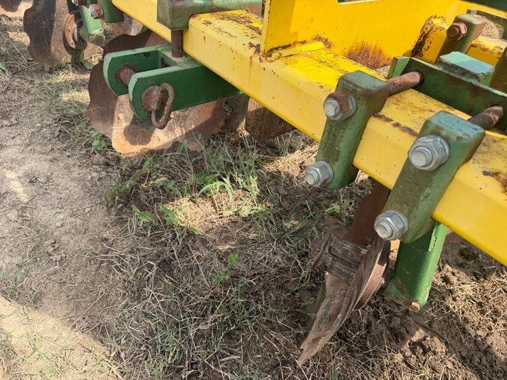 #51910-•-roll-a-cone-12-row-38"-spacing-hipper-10-3218-inv#51910-image-60