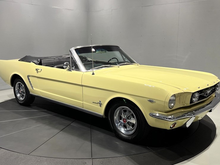 #1512-•-1965-ford-mustang-convertible-image-37
