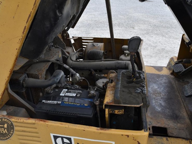 caterpillar-v50d-image-19