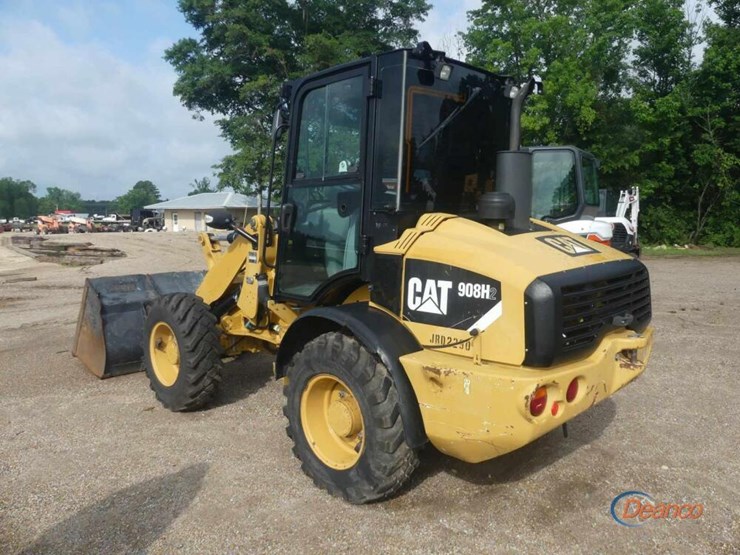 2014-caterpillar-908h2-image-3