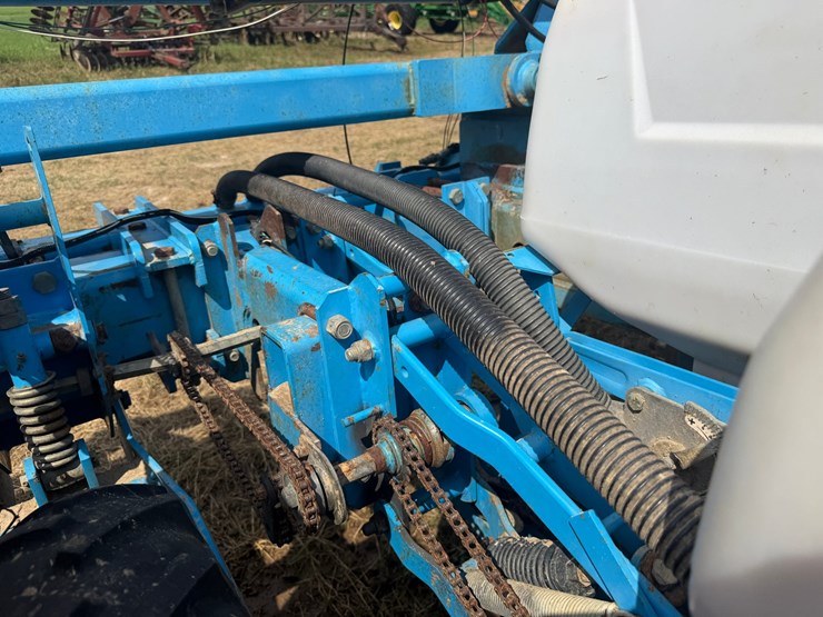 #51909-•-monosem-12-twin-row-38"-center-planter-05a116-inv#51909-image-78
