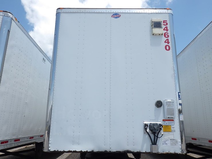 2016-utility-4000d-x-image-2