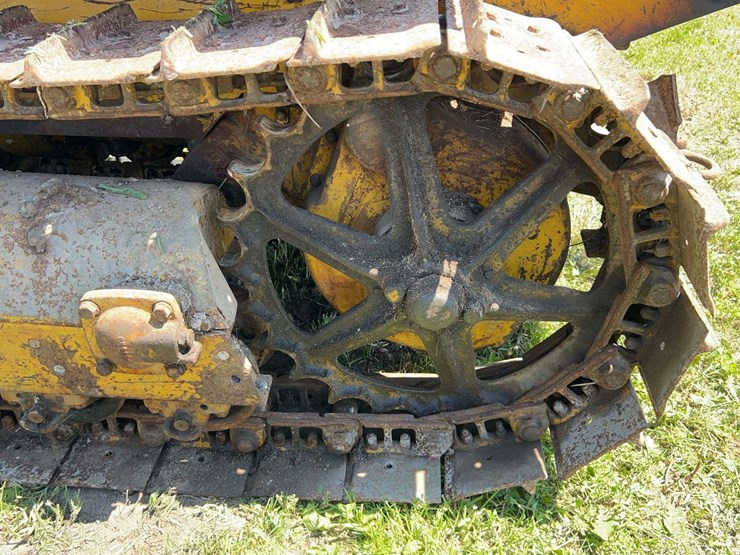 caterpillar-d2-image-43