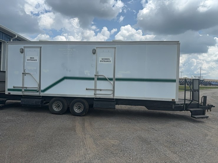 1992-pace-restroom-trailer-image-42