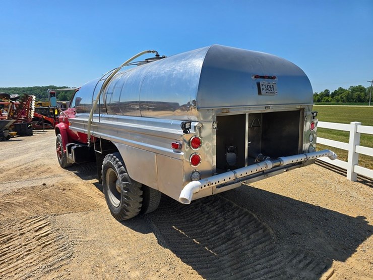 gmc-sierra-6500-image-3
