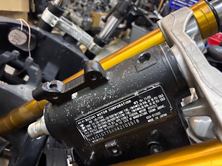 #404-•-lot-of-parts-for-suzuki-gsx/r-image-8