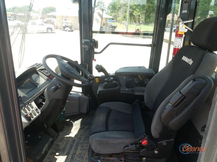 komatsu-wa200-8-image-15