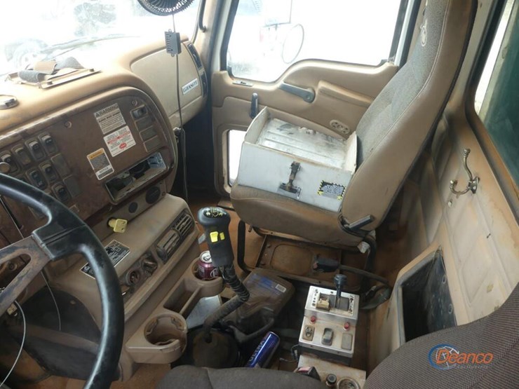 2006-mack-granite-cv713-image-19