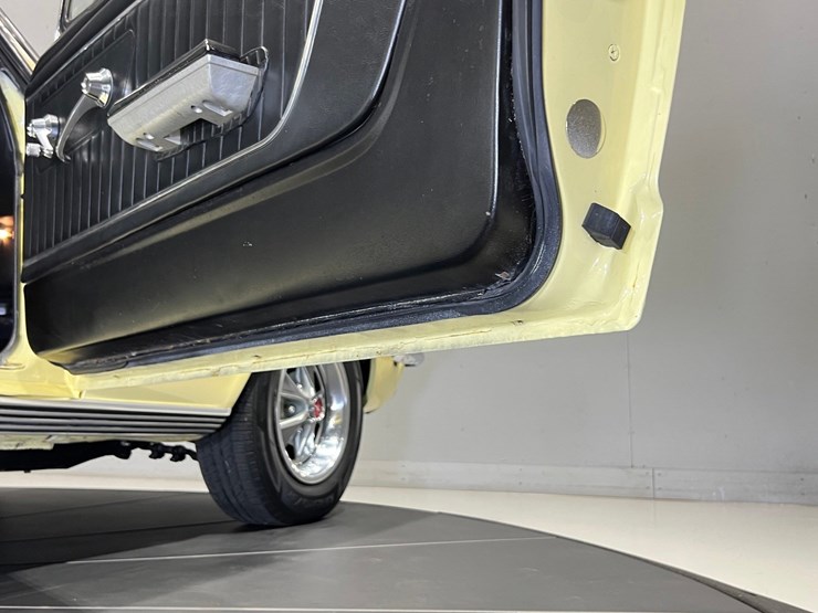 #1512-•-1965-ford-mustang-convertible-image-69