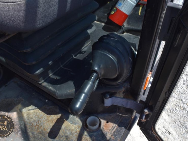 2018-jcb-512-56-image-39