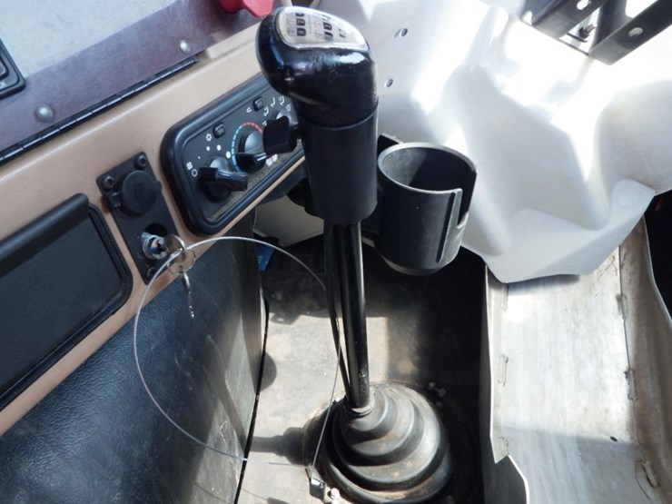 2019-western-star-4700sf-image-18