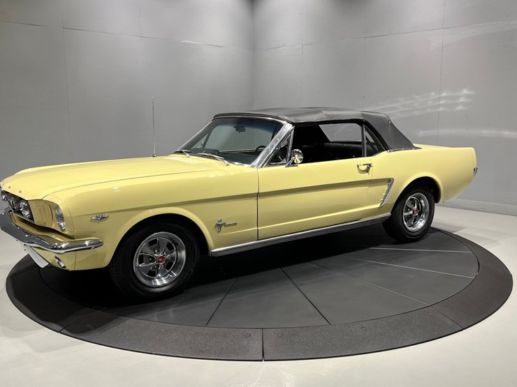 #1512-•-1965-ford-mustang-convertible-image-47