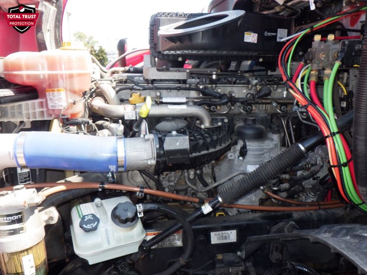 2022-freightliner-cascadia-126-image-22