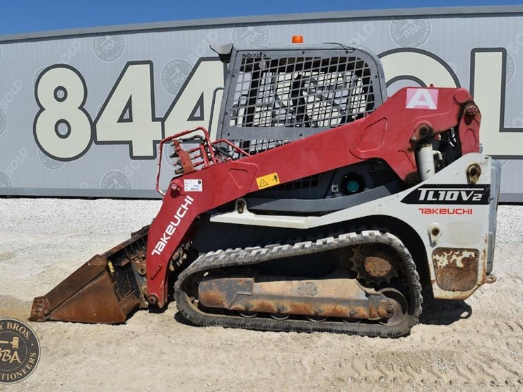 takeuchi-tl10v2-image-4