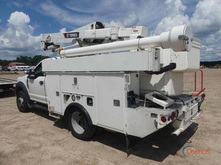 2019-ford-f550-image-3