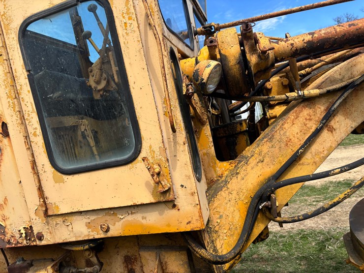caterpillar-d3c-xl-image-15