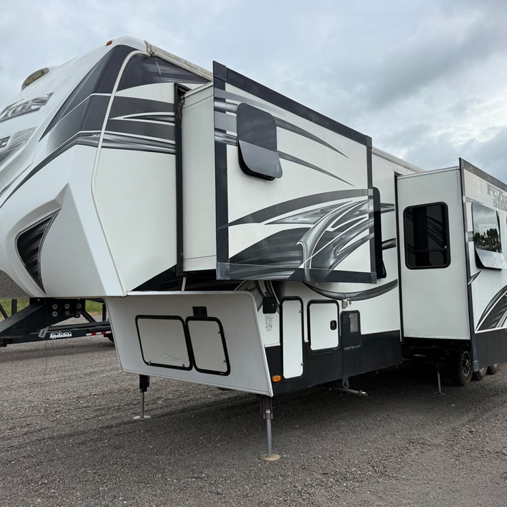 #56 • 2014 FABRIQUE 41' 5TH WHEEL TOY HAULER