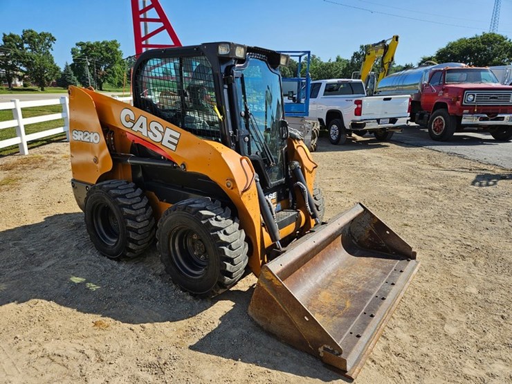2020-case-sr210-image-7