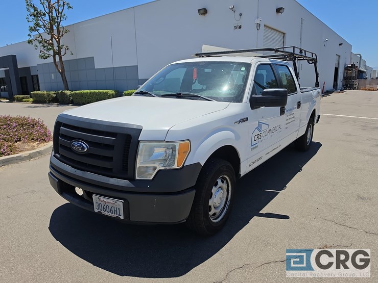 2012-ford-f150-xl-image-1