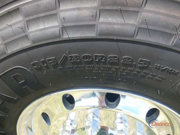 2017-kenworth-t680-image-16