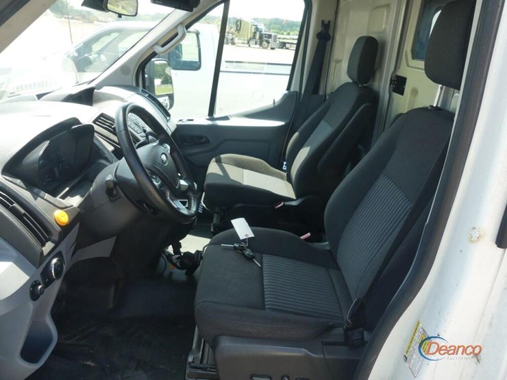 2016-ford-transit-image-7