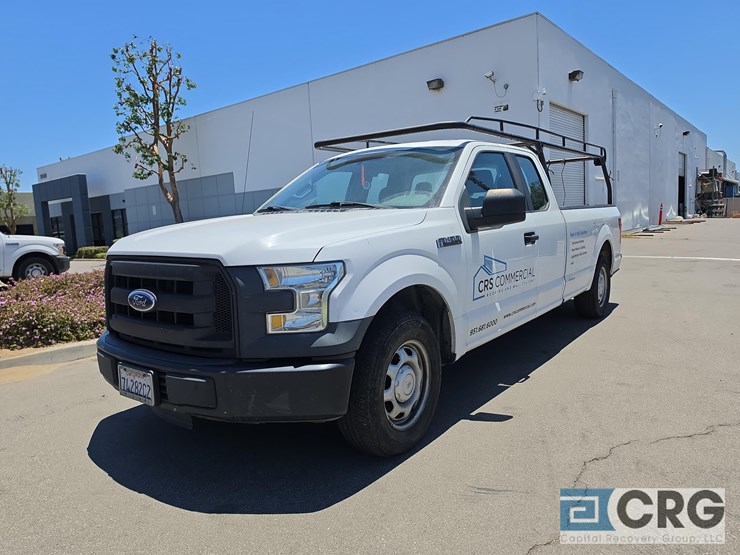 2016-ford-f150-xl-image-1