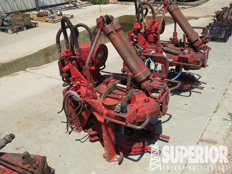 oil-country-hyd-tubing-tongs-image-1