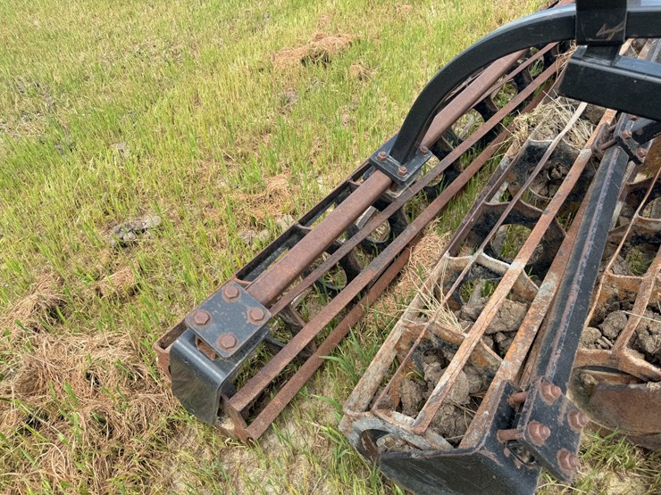 case-ih-330-image-79