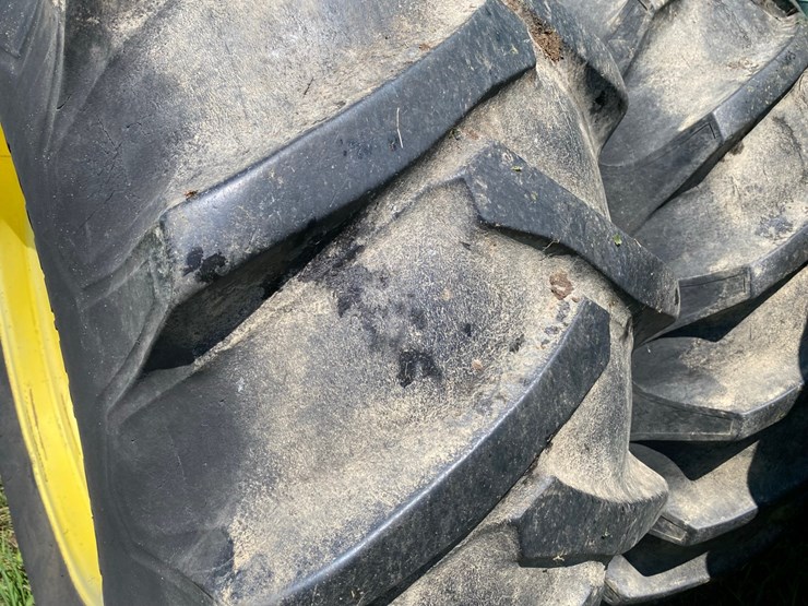 john-deere-8430-image-63