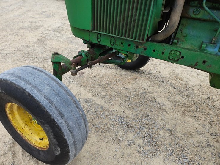 john-deere-4320-image-37