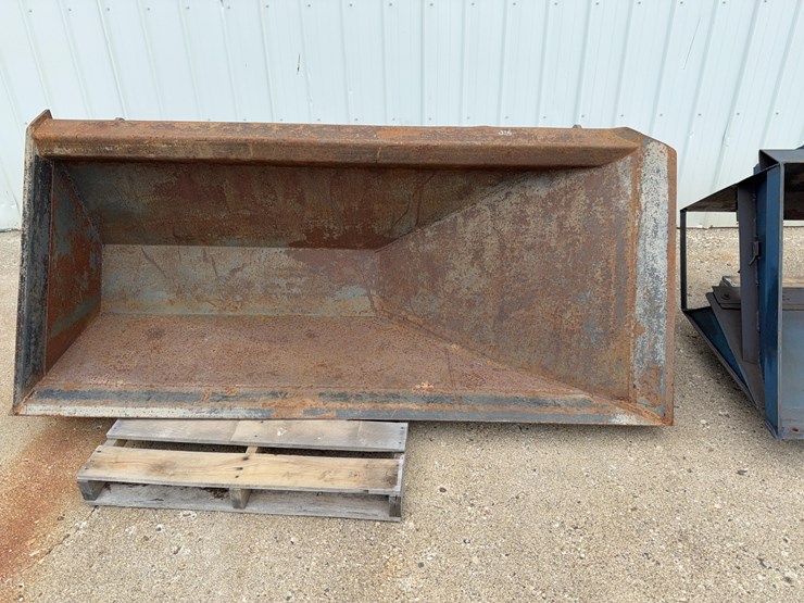 side-dump-bucket-image-1