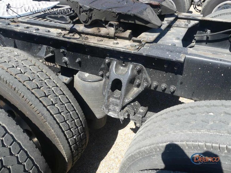 2022-kenworth-t680-image-6